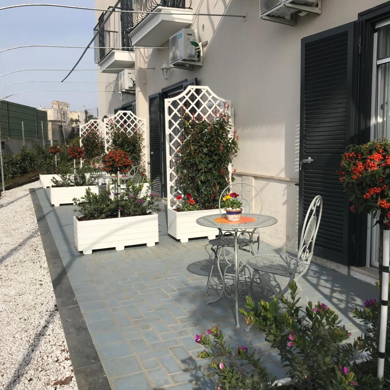 Il Giardino Dei Glicini Bed & Breakfast